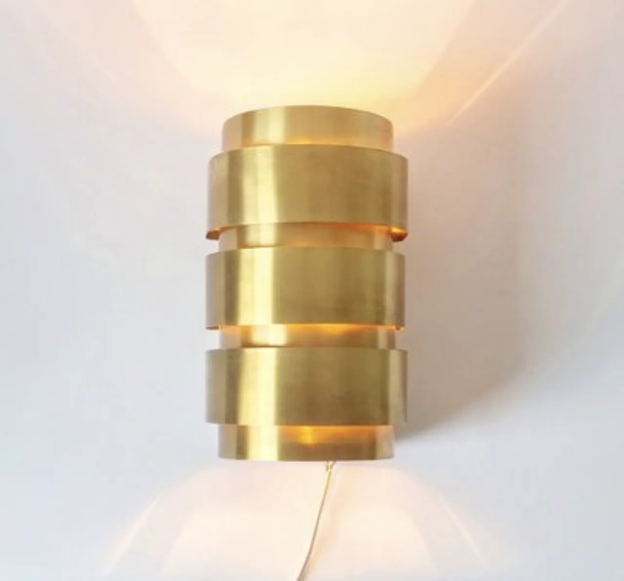 Coppia di applique svedesi in ottone, anni '70 3